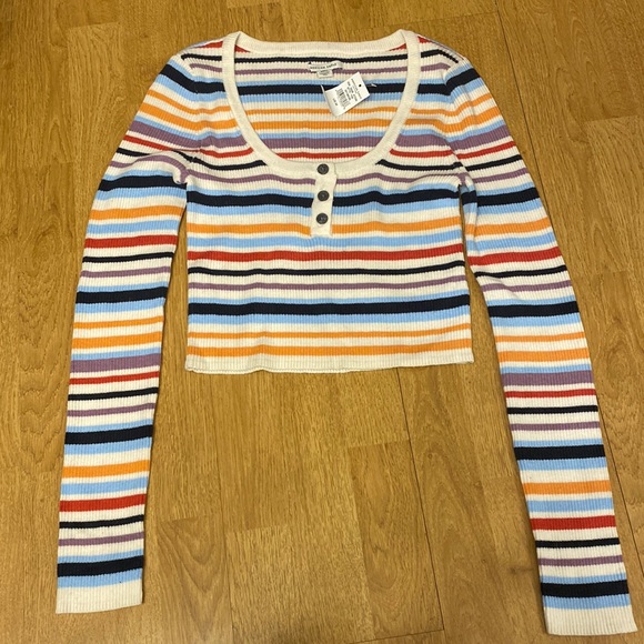 New with tags American eagle long sleeved crop top medium